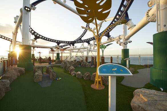 Carnival Mardi Gras & Celebrity - Ultimate Playground 3, Credit. Rick Diaz.jpg